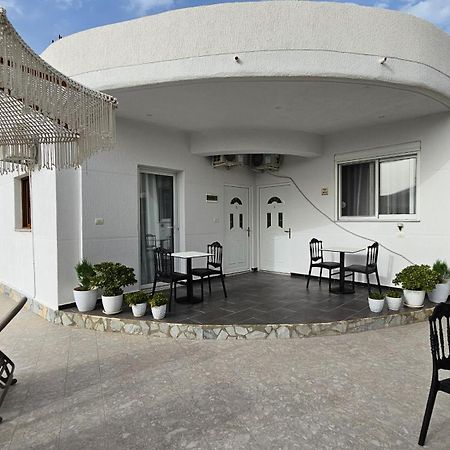 Vila Finnley Ksamil Luaran gambar