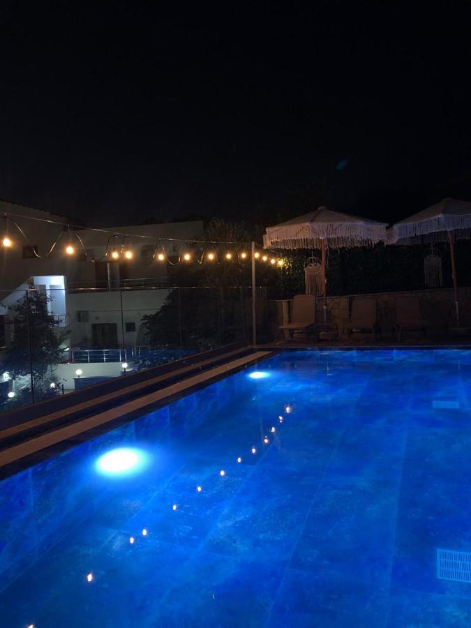 Vila Finnley Ksamil Luaran gambar
