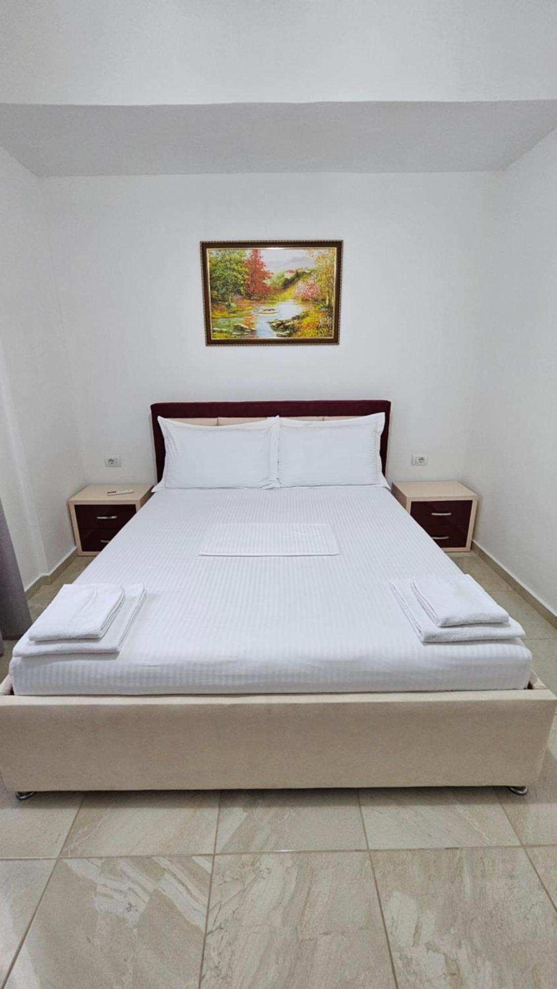 Vila Finnley Ksamil Luaran gambar